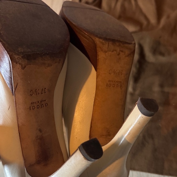 Gucci Cream Pumps - Picture 5 of 7